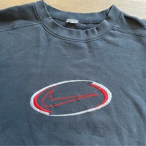 Vintage Nike big swoosh embroidered crewneck